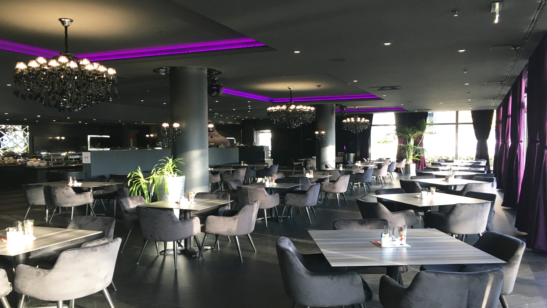 Blick in die Hotelbar des Hotel Bochum am Congress.